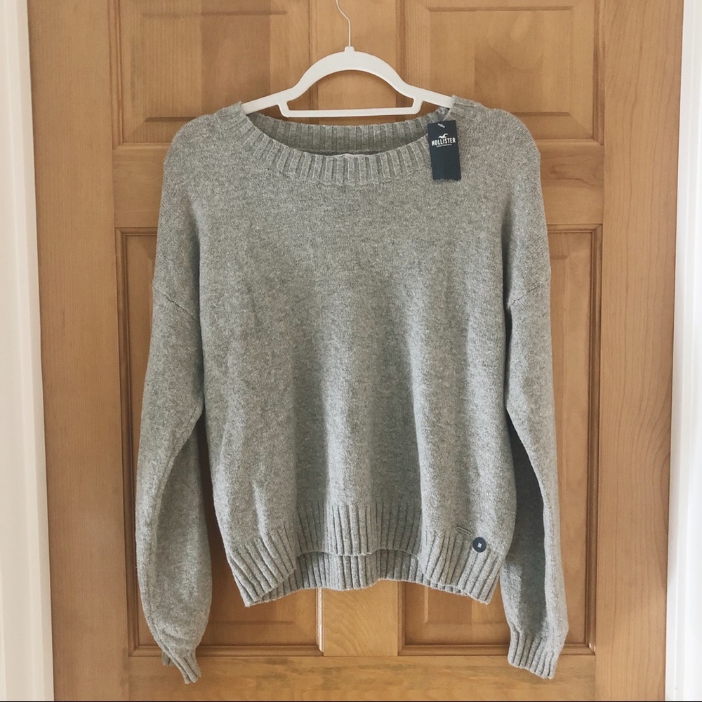 Hollister Crew Neck Sweater